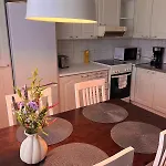 Appartamento Cozy With Free Parking *